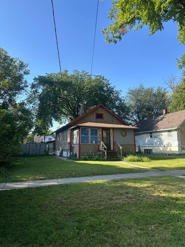 RENOVATED 2 BEDROOM HOME - PETS WELCOME ... - RENOVATED 2 BEDROOM HOME  -  PETS WELCOME ...