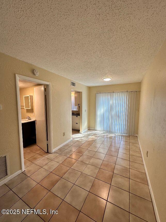 Building Photo - 66 Masters Dr