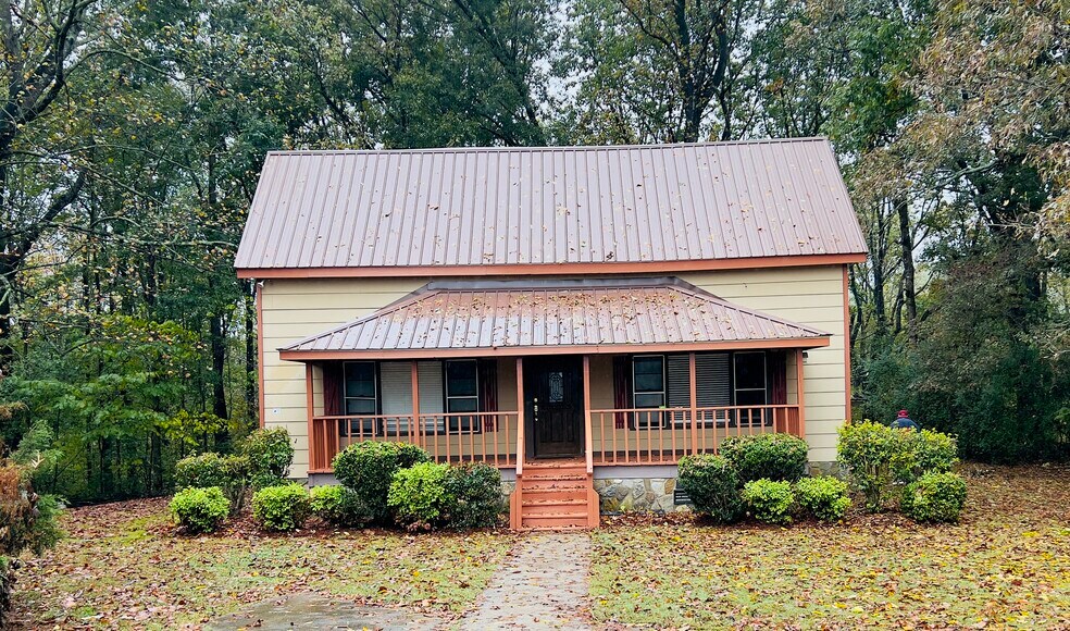 Primary Photo - 2785 Samples Scales Rd