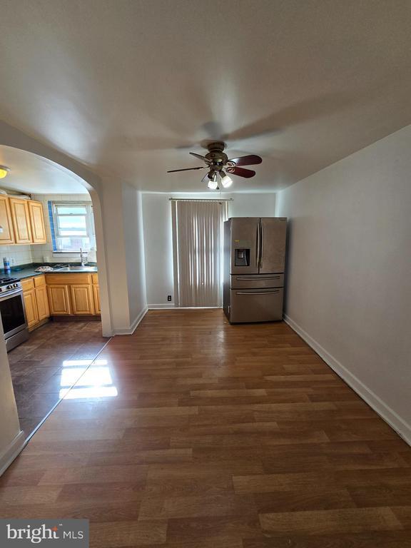 Building Photo - 700 Landis St