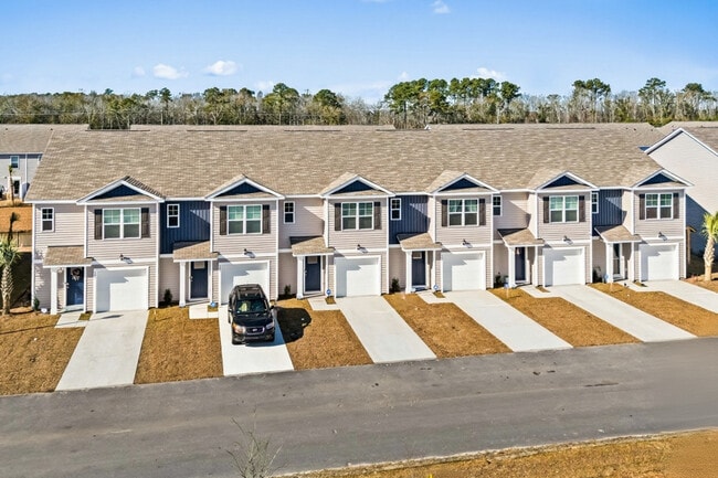 Building Photo - 332 Bayou Loop