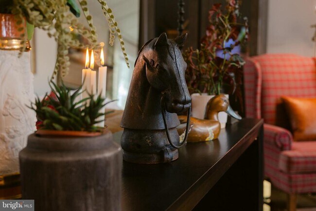 Building Photo - 13230 Falls Rd