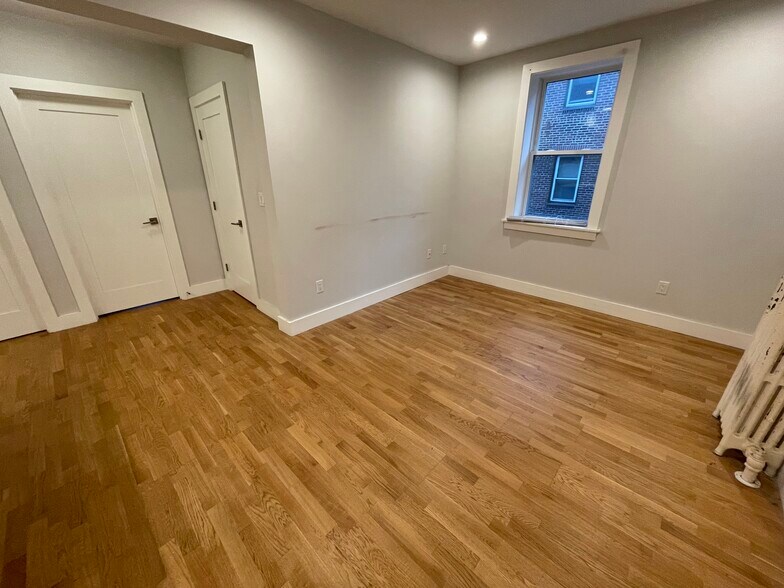 Building Photo - 130 Highland Ave