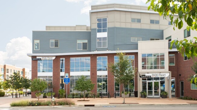 Building Photo - 3100 Pearl St