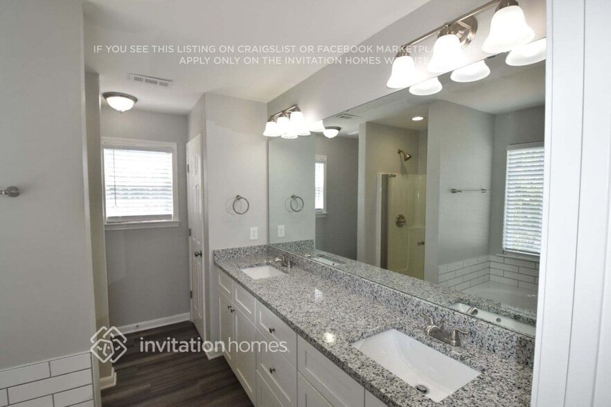 Building Photo - 145 Brookstone Dr
