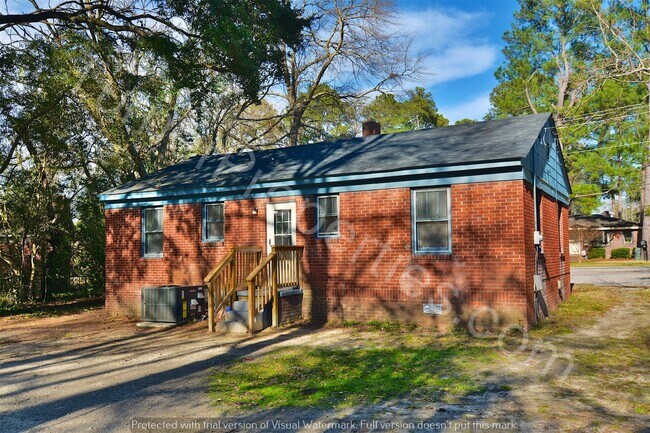 Building Photo - 720 Wilkes Rd, Columbia, SC 29203
