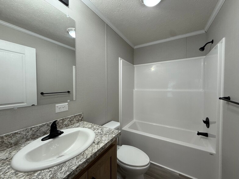 Building Photo - 29811 W Essex Ct