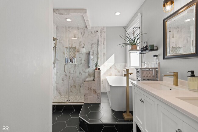 Building Photo - 1401 Marlowe Ave