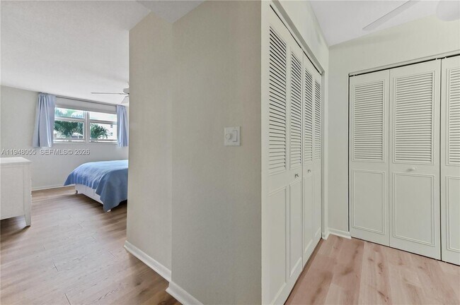 Building Photo - 3540 S Ocean Blvd