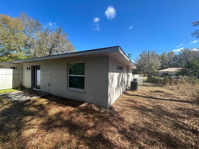 Building Photo - CITRUS SPRINGS DUPLEX