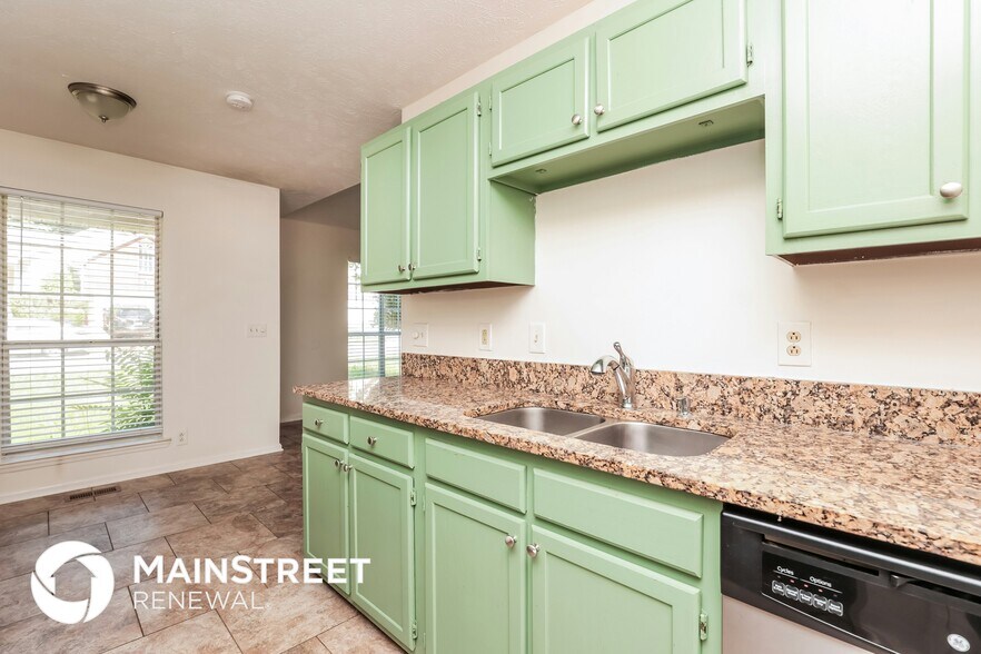 Building Photo - 4073 Calumet Dr