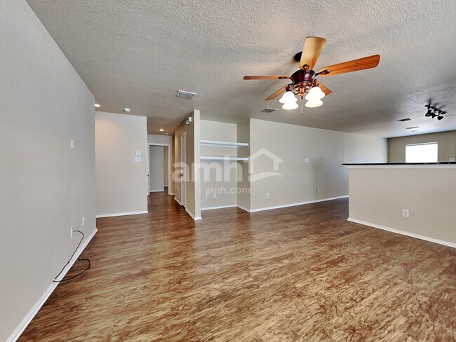 Building Photo - 749 San Felipe Trail