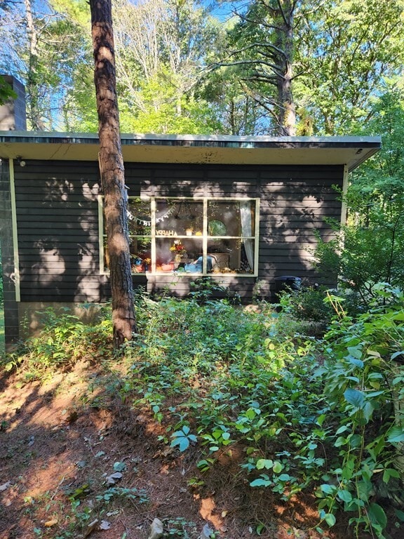 Building Photo - 216 Haverhill Rd