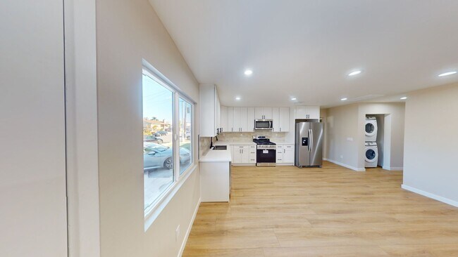 Primary Photo - Newly Built 4 bedroom on Dorothy Way!