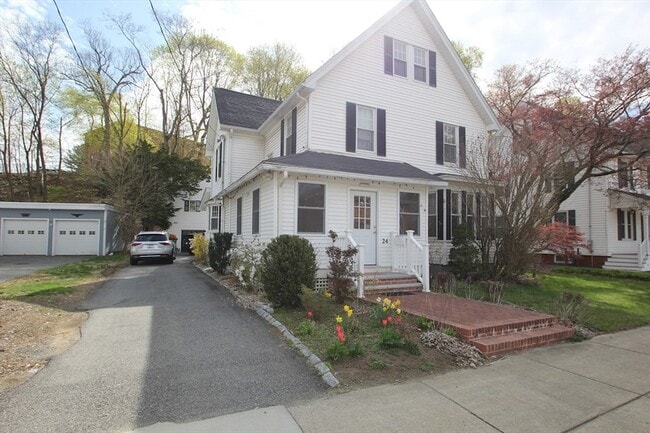 Building Photo - 24 Arlington Rd