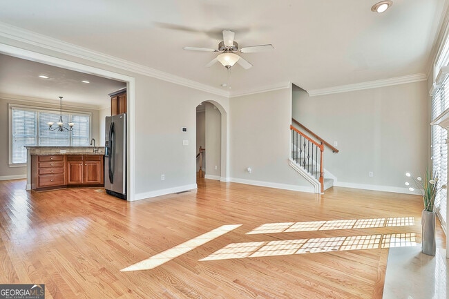 Building Photo - 205 Lexington Village