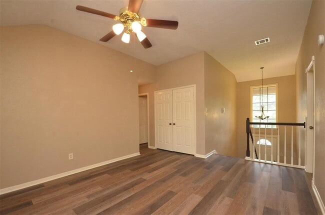 Building Photo - 1306 Plum Park Dr