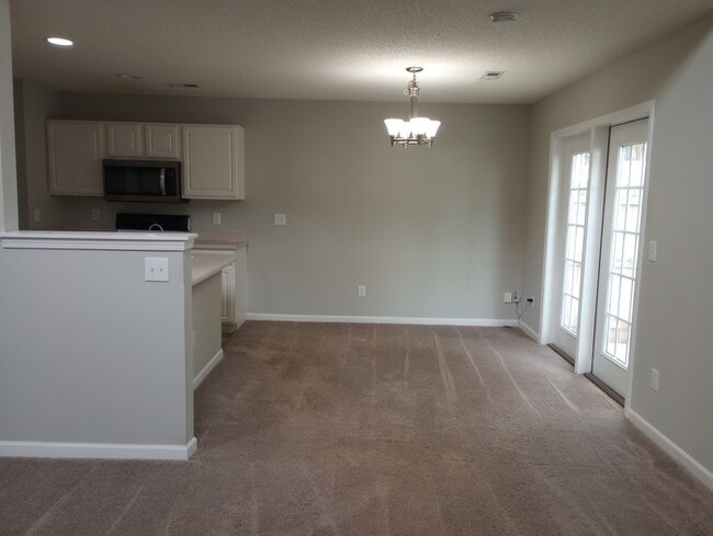 Building Photo - 108 Lacombe Ct