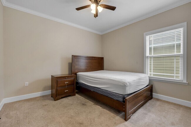 Building Photo - 1826 Sagebrook Dr