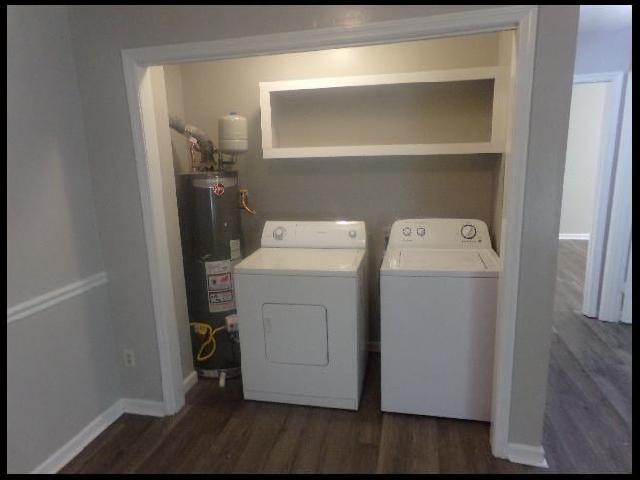 Building Photo - 1813 Sanford Dr