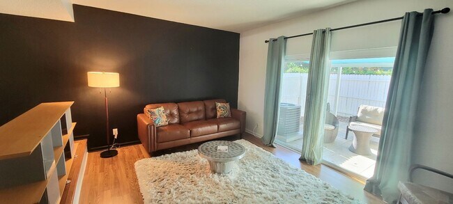 Building Photo - Welcome Home To the Four Seasons Condominiums of Winter Park.