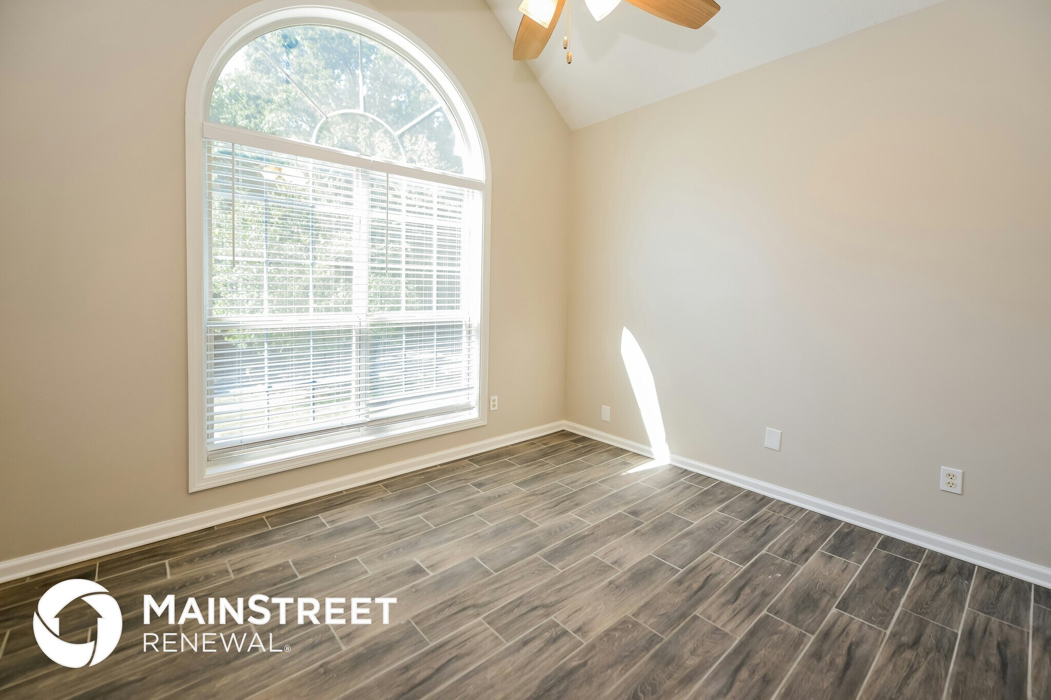 Building Photo - 1017 Crown River Pkwy