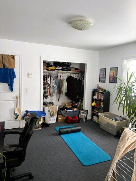 Building Photo - 201 S Prospect St