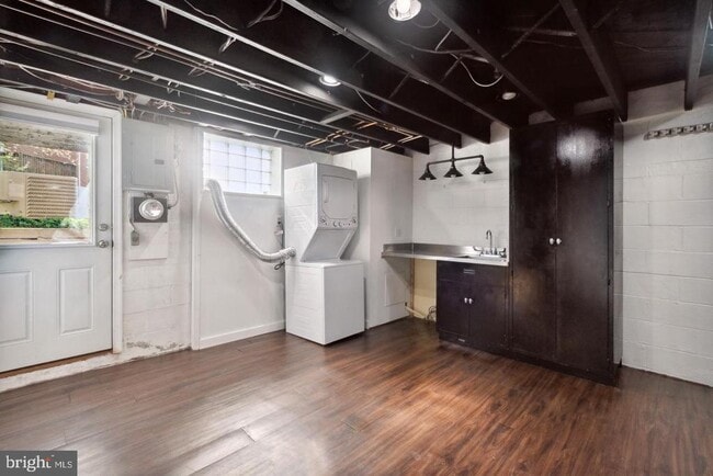 Building Photo - 1106 Linden Ave