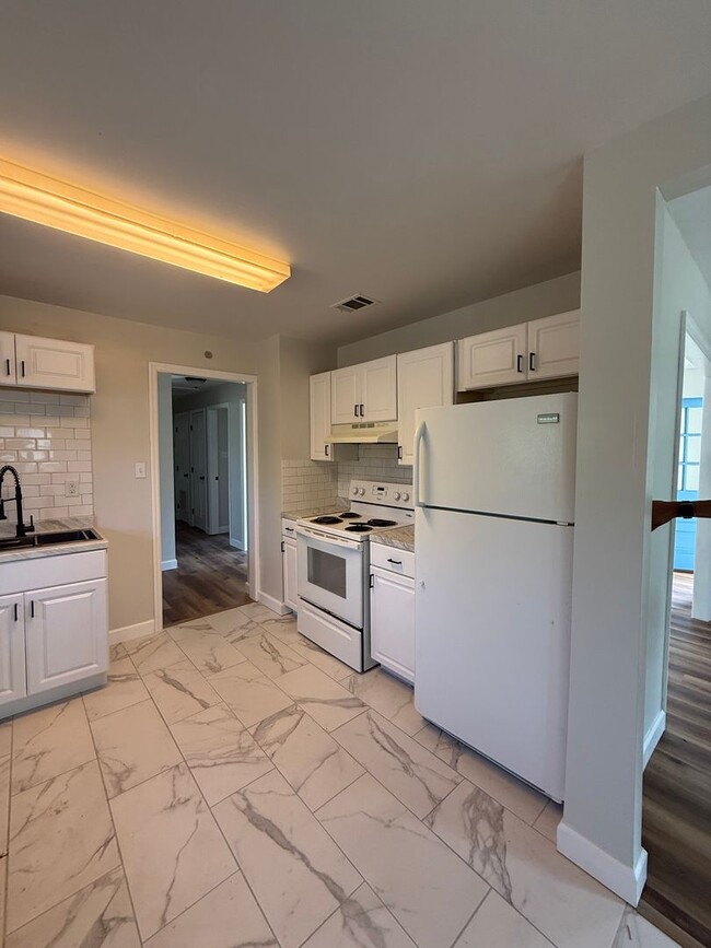 Building Photo - Beautiful Home in Valdosta, Ga!