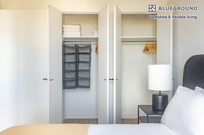 Building Photo - 159 Boerum St