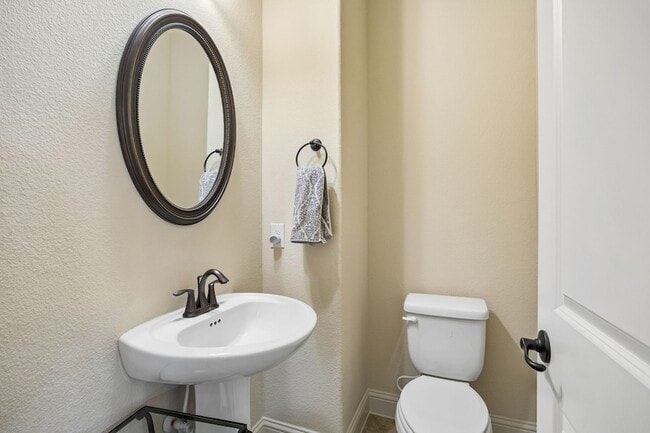 Building Photo - 1737 Adalina Dr