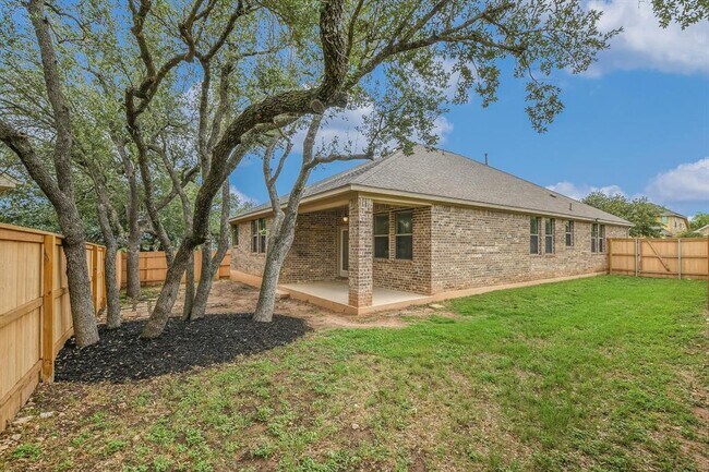Building Photo - 2213 Lookout Range Dr