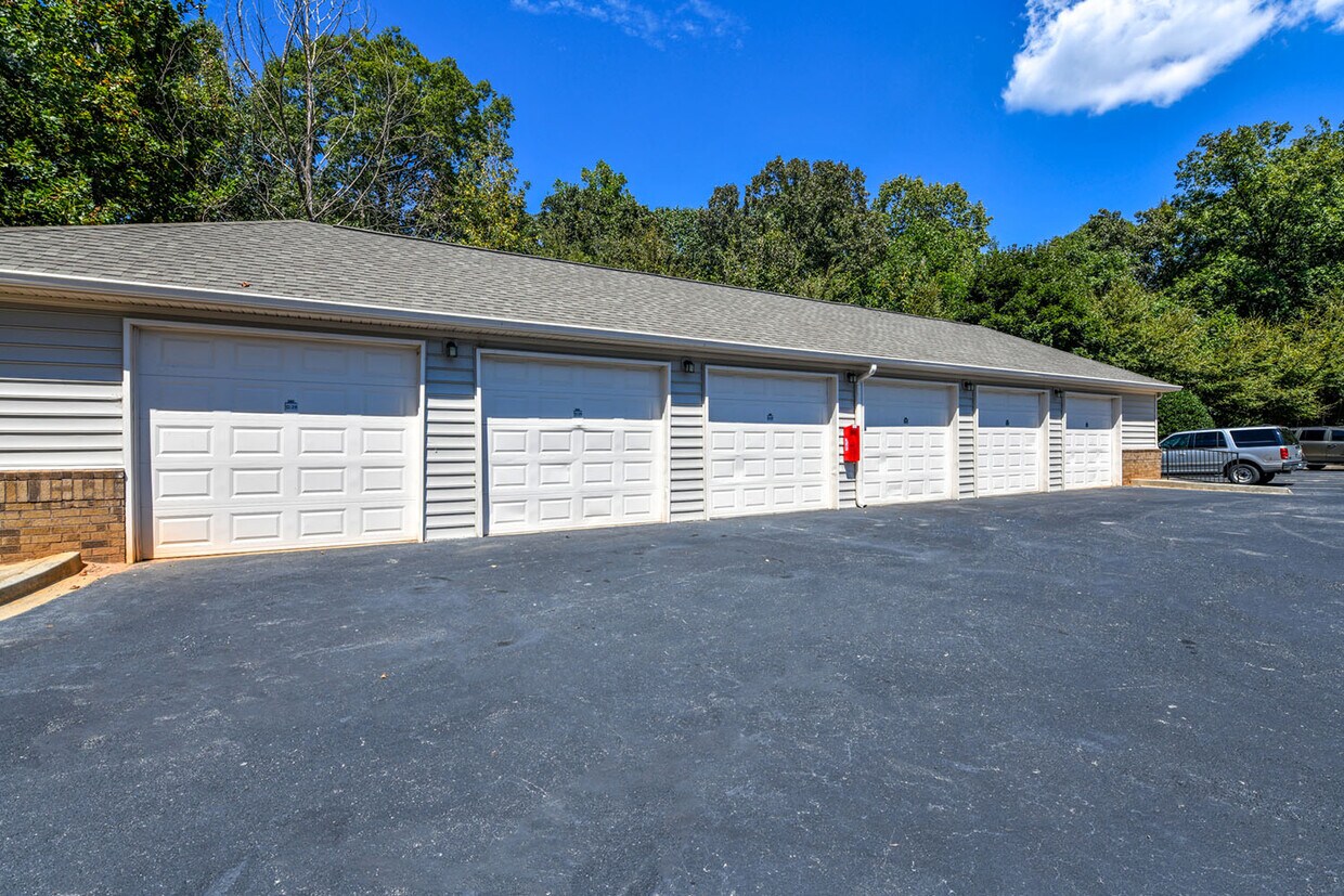 860 South Stockbridge