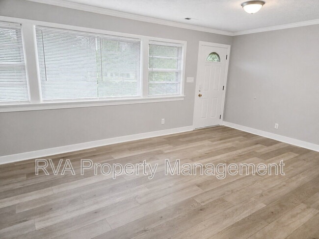 Building Photo - 4812 Gilmour Rd