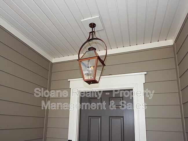 Building Photo - 2874 Stonestown Dr