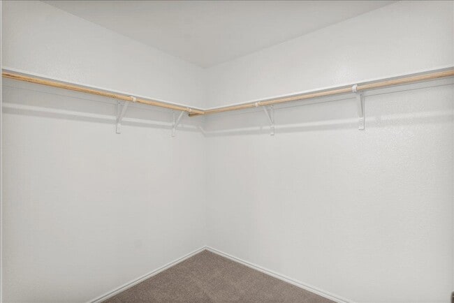 Building Photo - 212 Seven Seas Dr