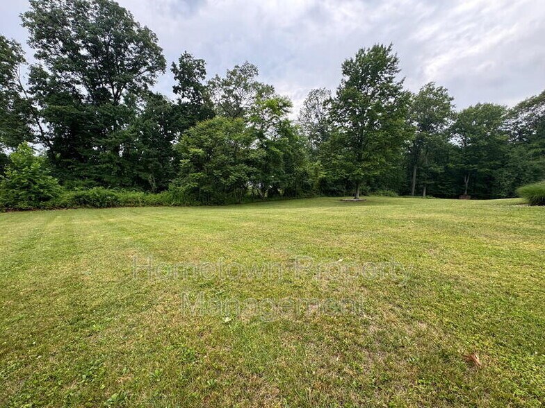 Building Photo - 115 Sandy Hollow Church Rd