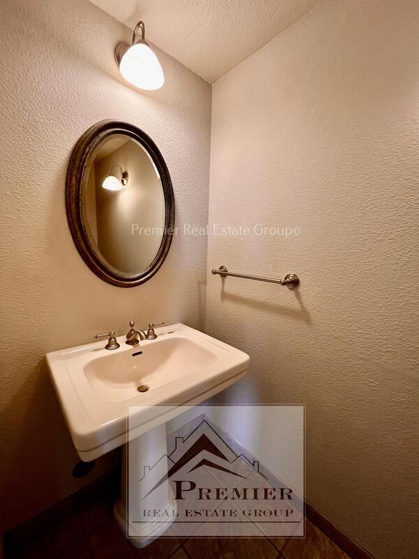 Building Photo - 240 Haversham Dr