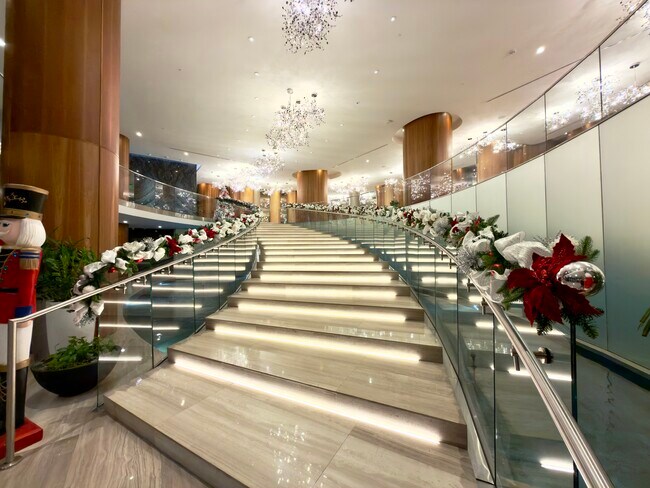 Building Photo - 488 NE 18th St