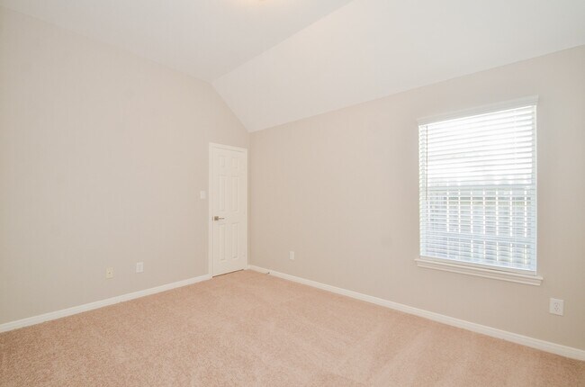 Building Photo - 2123 Thistlerock Ln