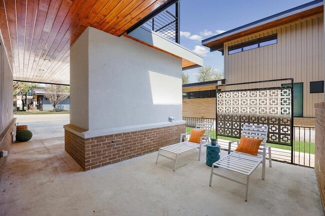 Building Photo - 480 Starlight Vlg Lp