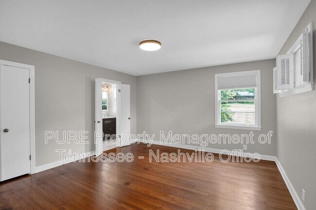 Building Photo - 6541 Jocelyn Hollow Rd
