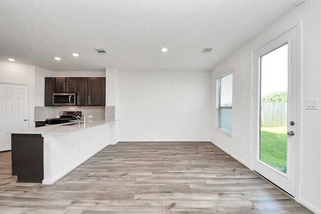 Building Photo - 4511 Kellmore Ct