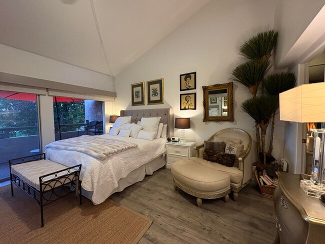 Building Photo - 35082 Mission Hills Dr