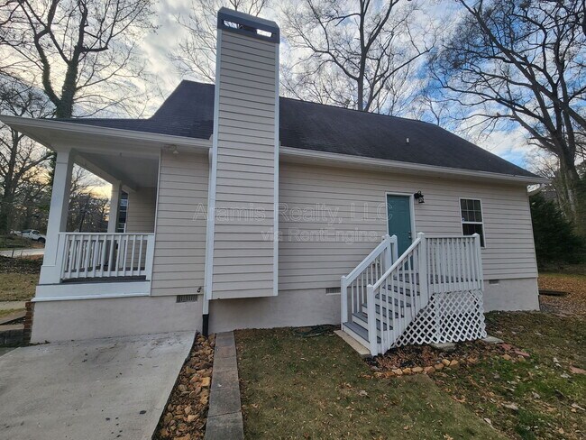 Building Photo - 75 Johnson Rd NW