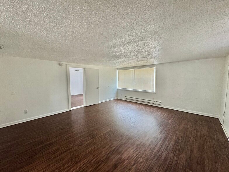 Building Photo - 442 Babb Dr