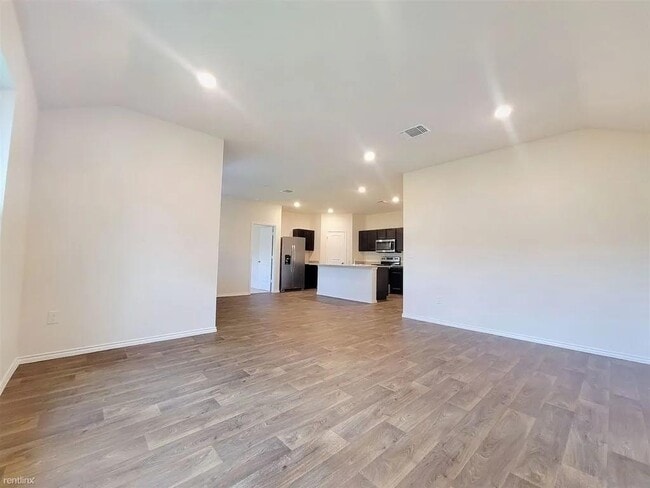 Building Photo - 14504 Fitzgibbon Dr