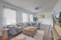 Building Photo - 302 Lampros Ct