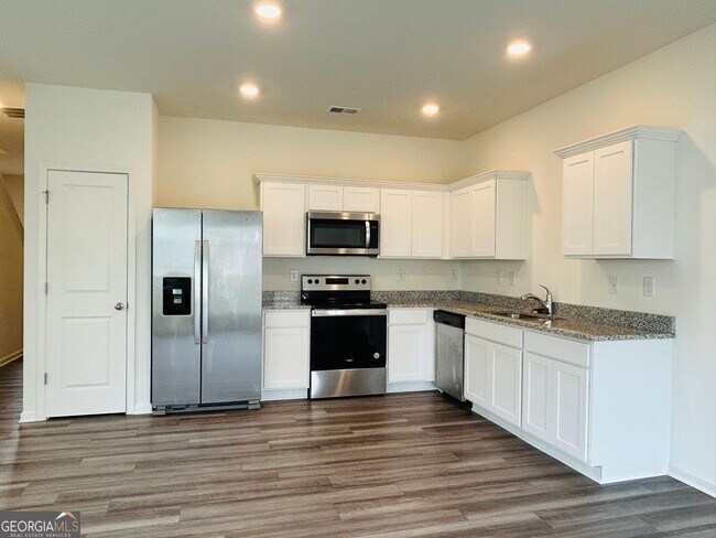 Building Photo - 307 Aldgate Wy
