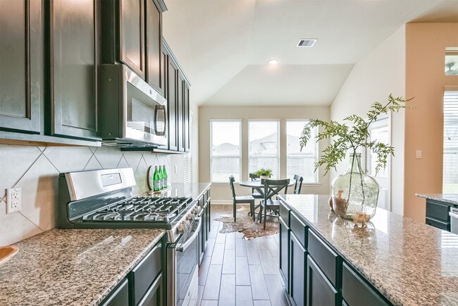 Building Photo - 12617 White Cove Dr